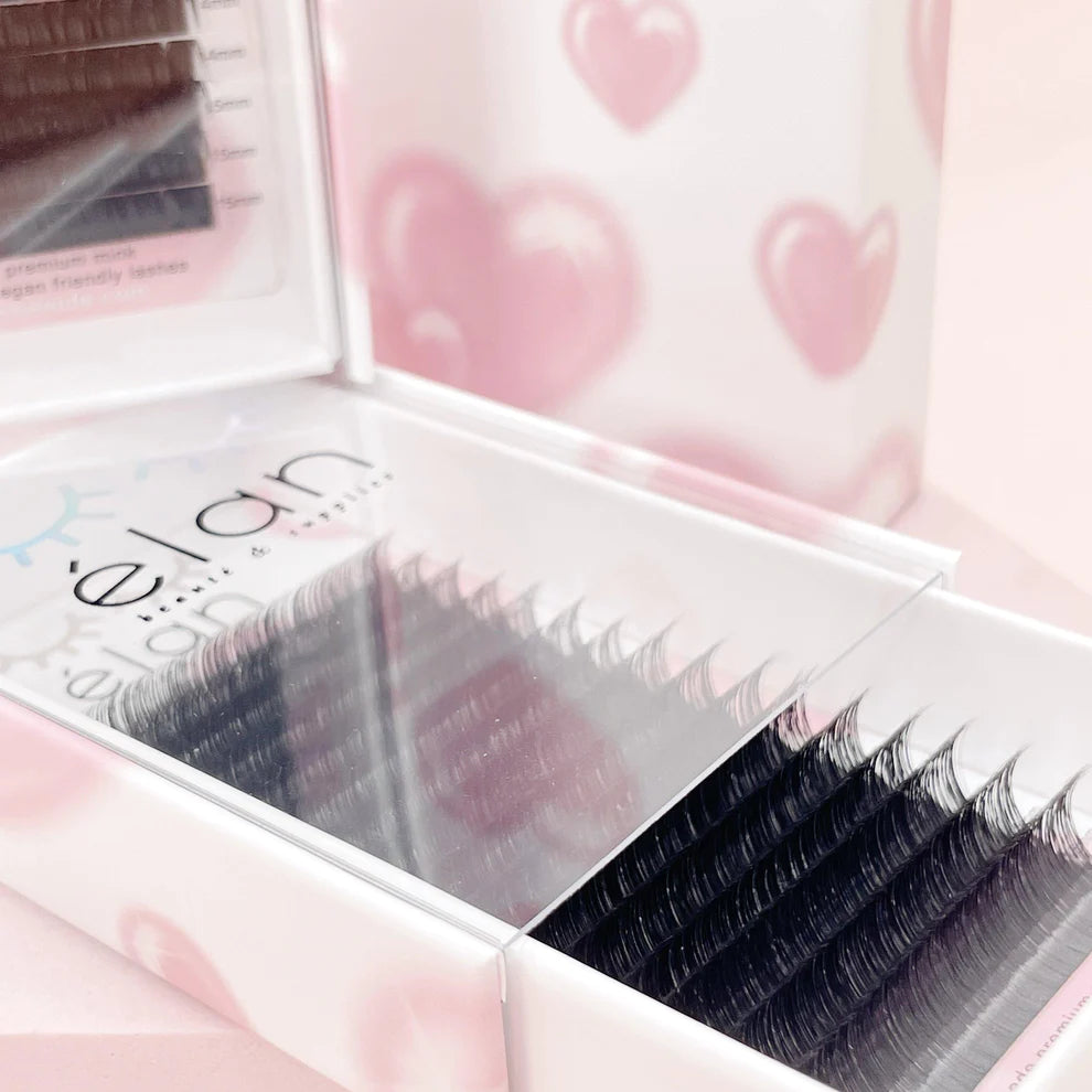 0.07 MATTE MINK lash tray 💞