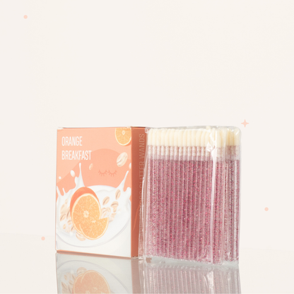 BREAKFAST lip applicator