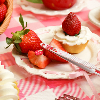 STRAWBERRY SHORTCAKE e03 volume tweezer