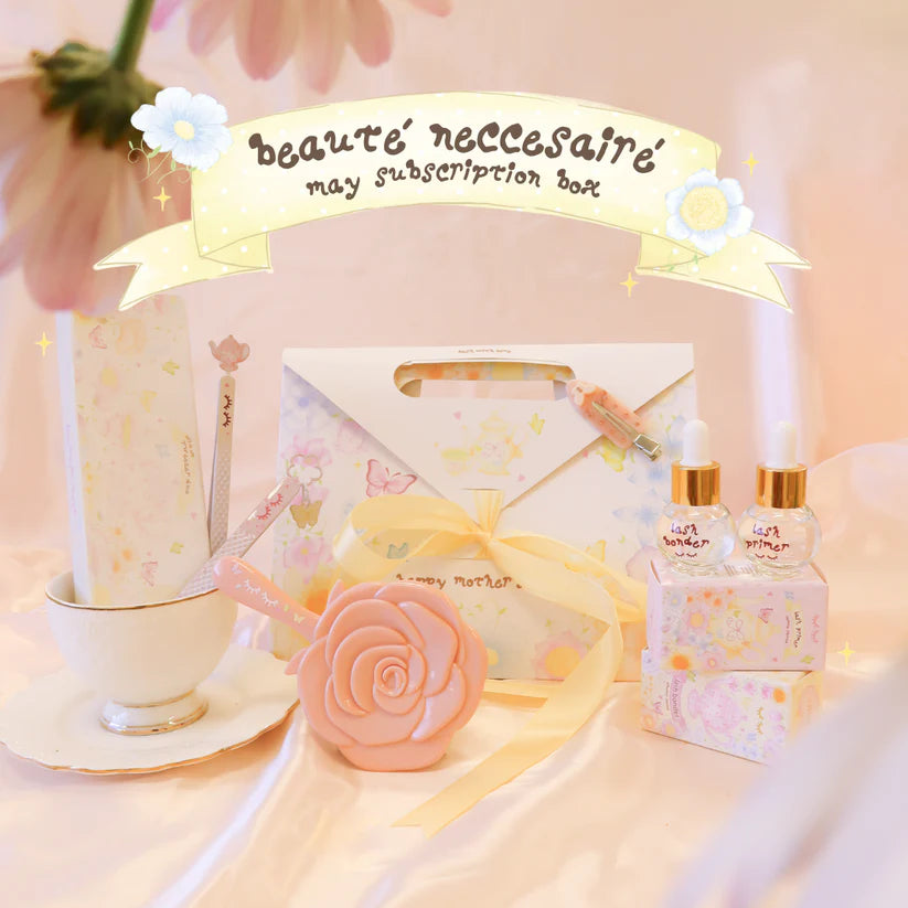 BEAUTÉ NÉCESSAIRE artist essentials *MAY*