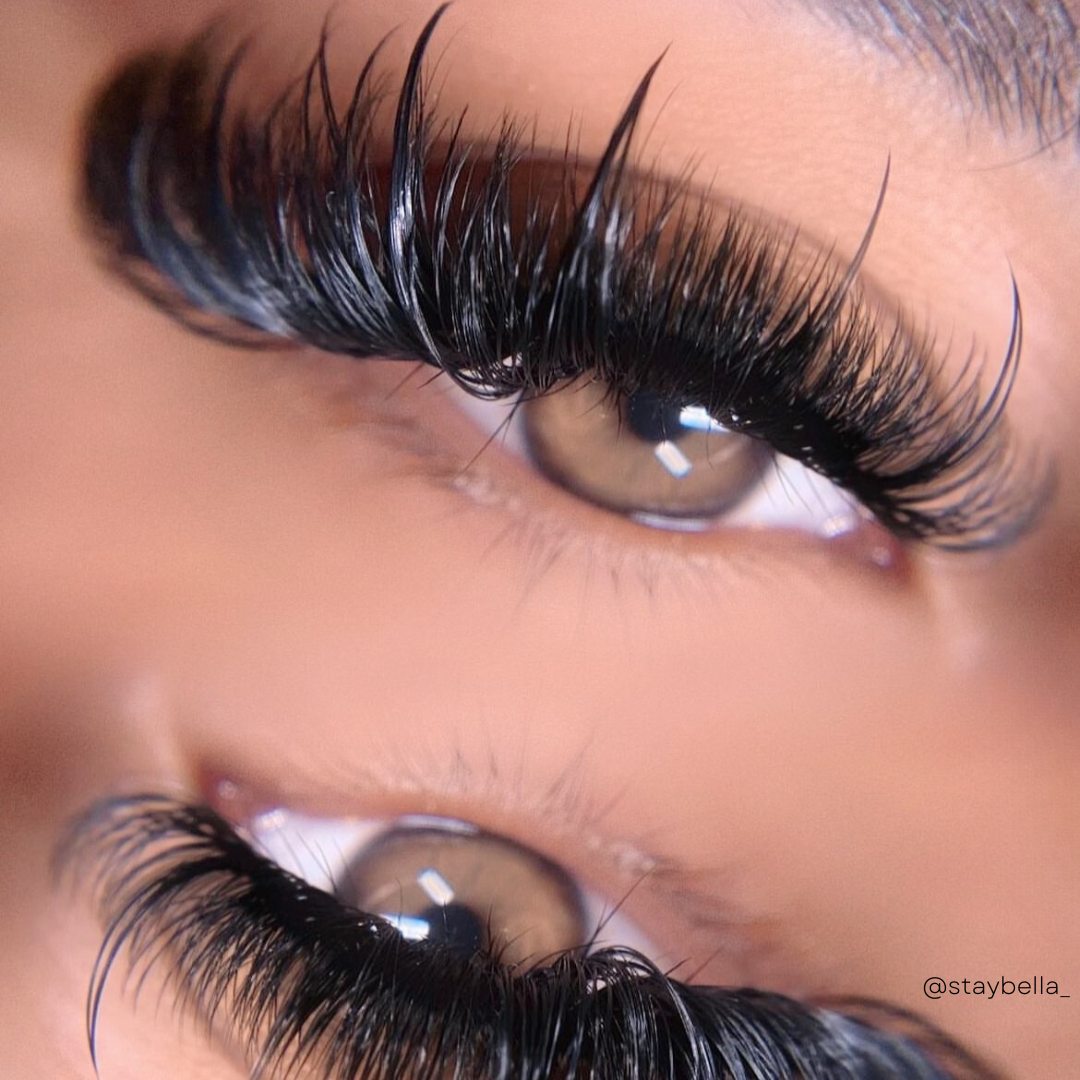 0.07 CASHMERE MINK lash trays 💫